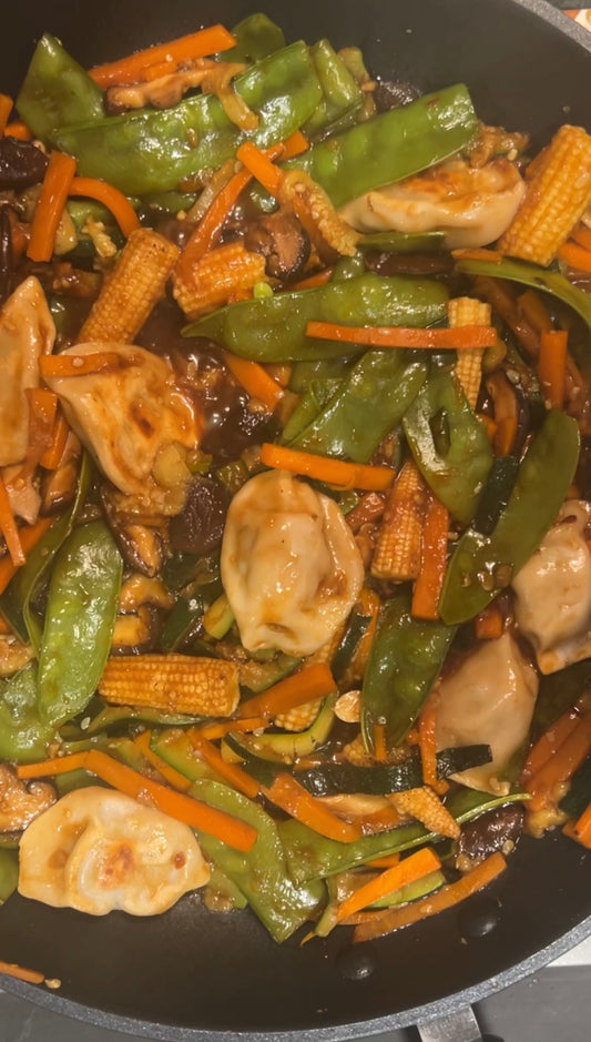 Quick and easy dumpling stirfry 