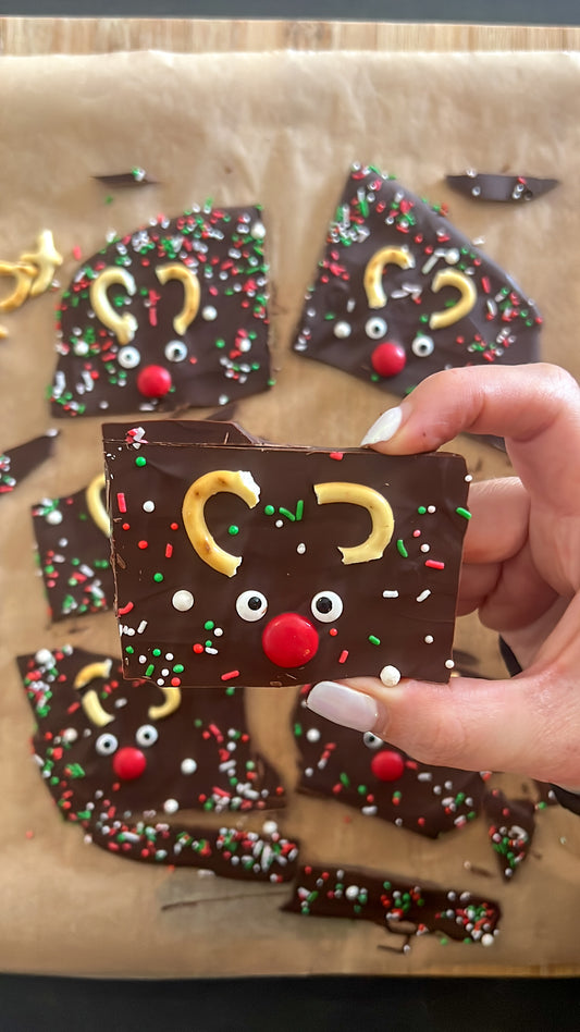 12 Recipes of Christmas: Easy Reindeer Bark 